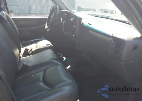 2003 Chevrolet Silverado 1500 Work Truck from USA, damaged, VIN 2GCEC19X731377274